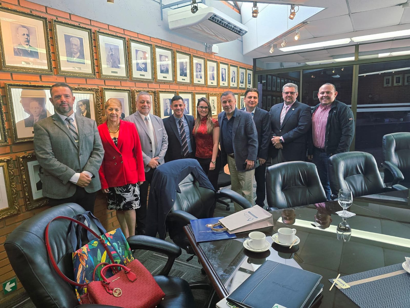 Encuentro en el Colegio de Abogados de Costa Rica